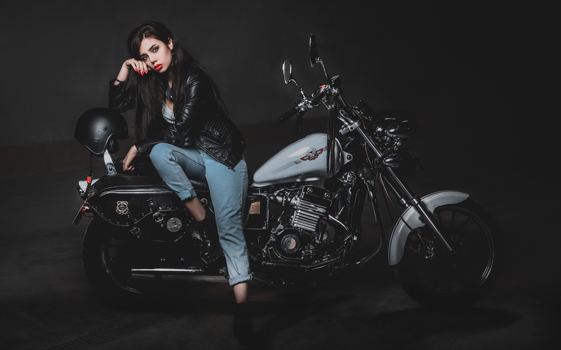 Biker girls: style and drive in Toluca de Lerdo