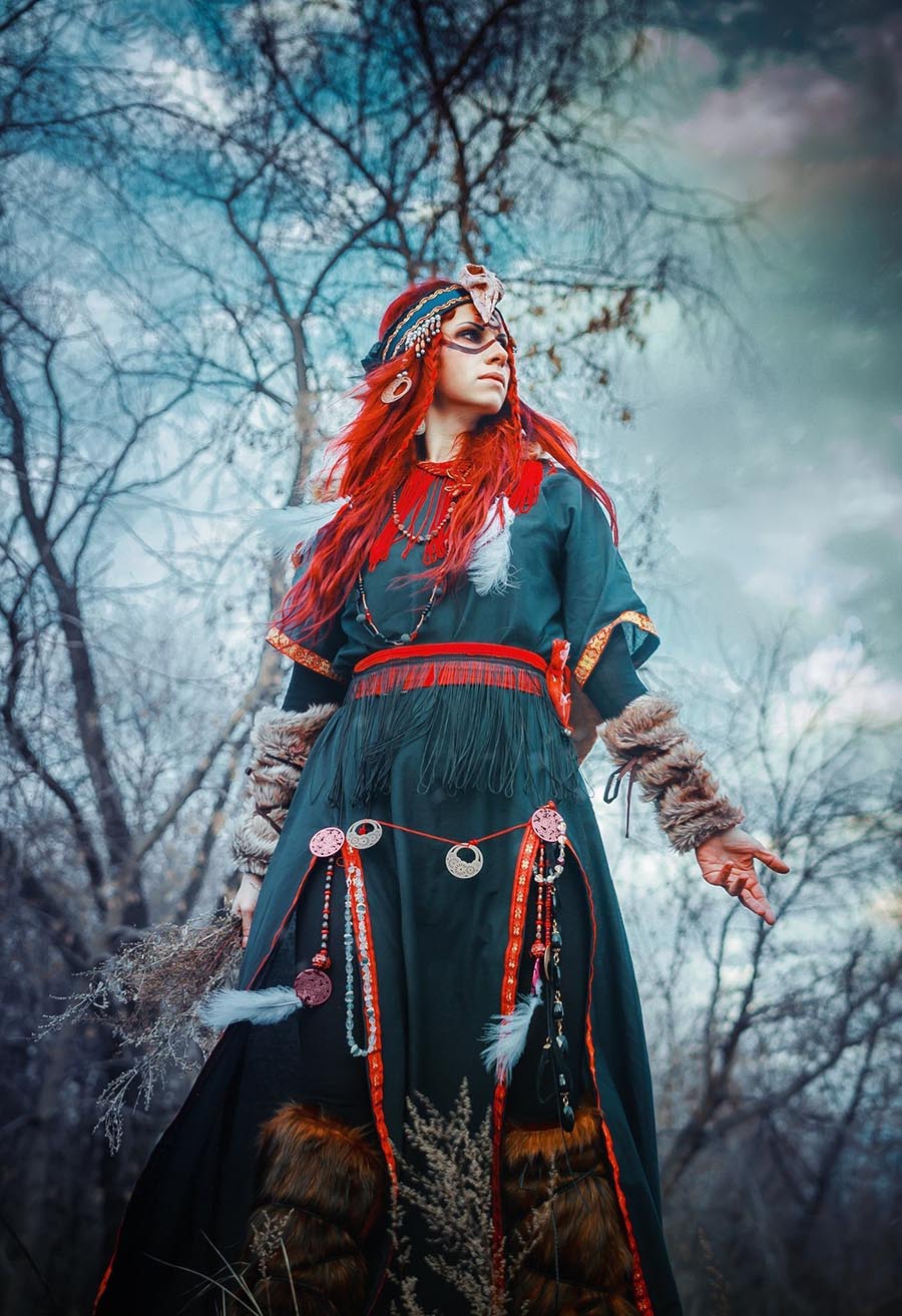 Girls in Slavic costumes underwear in Toluca de Lerdo